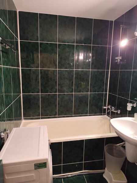 Turda, 1 Mai, inchiriez garsoniera cocheta, curata direct proprietar